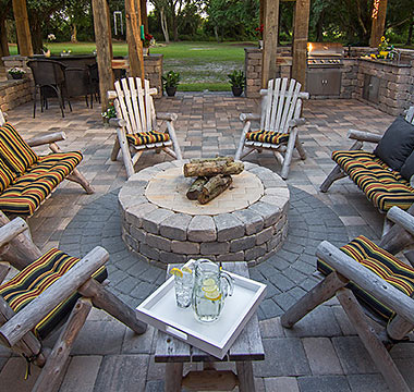 Romanesque Circles Tremron Jacksonville Pavers, Retaining Walls, Fire ...